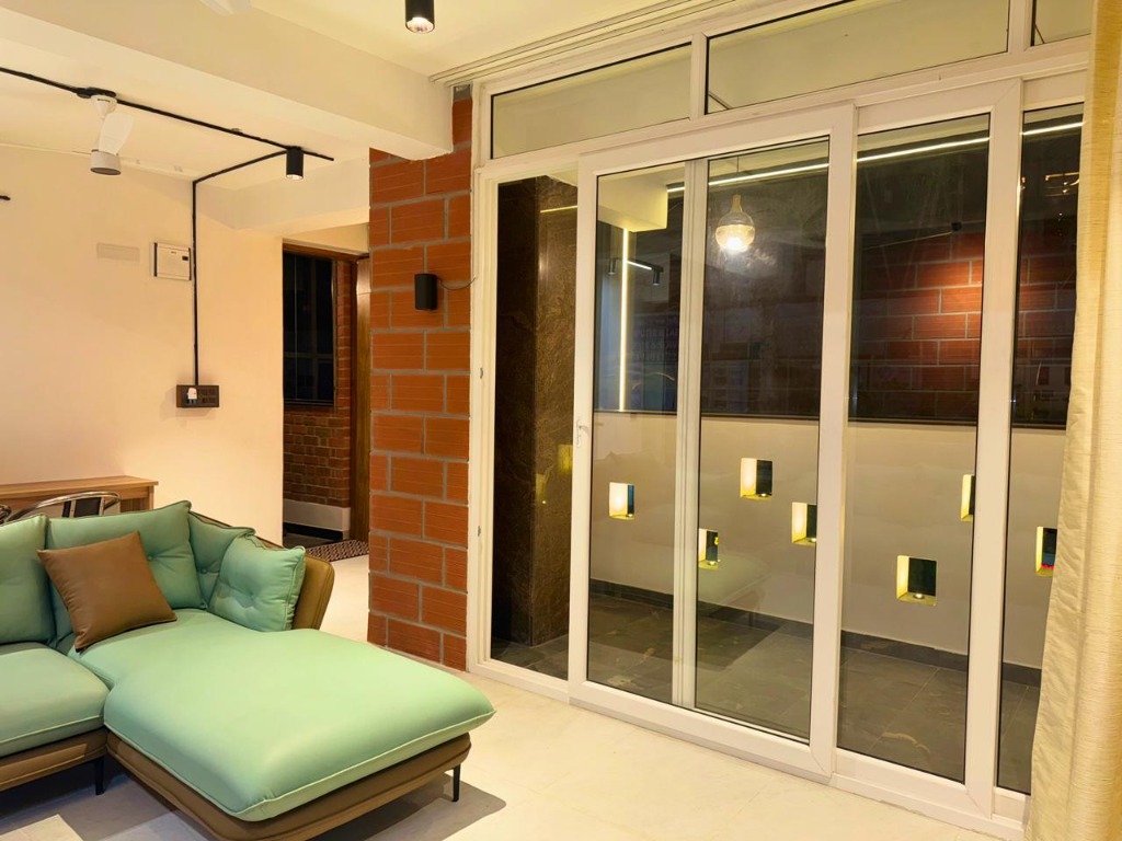 Glass Sliding Doors to Balcony